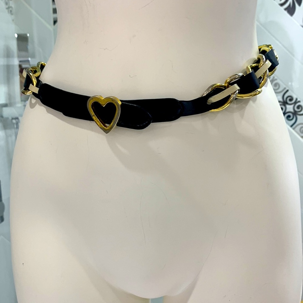 HP🔆VTG90’ Authentic Redwall Moschino White/Black Leather/Chain Belt